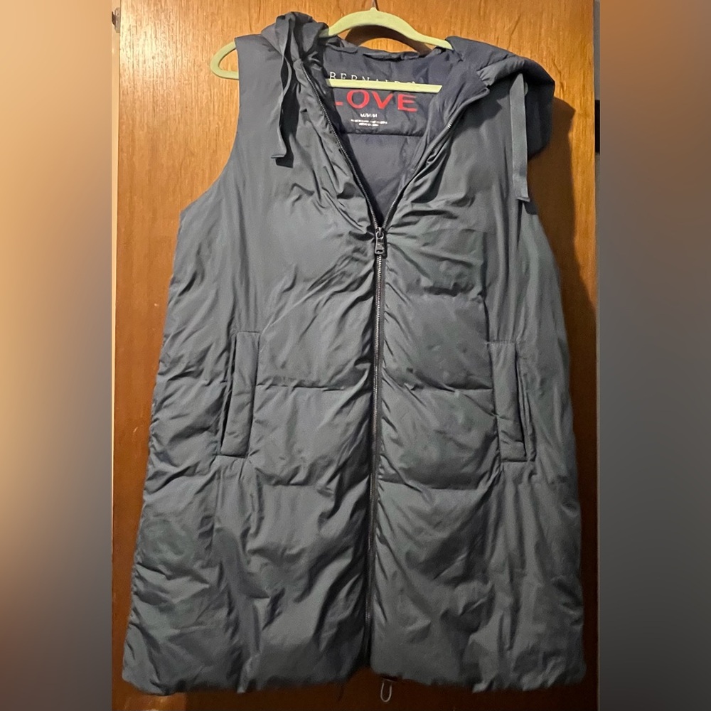 Bernardo Love Gray Long Puffer Vest With Hood Size Medium